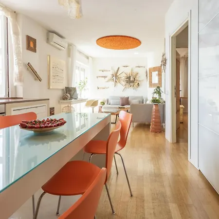 Great View Artist's Daire