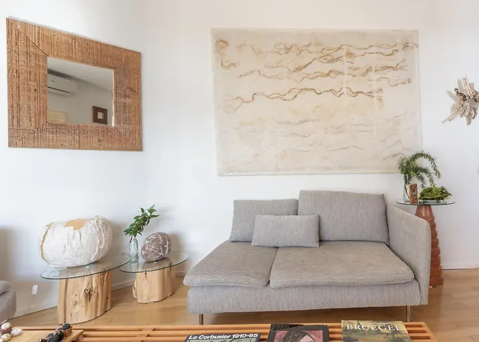 Great View Artist's *