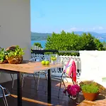 Great View Artist's Апартаменты Испра