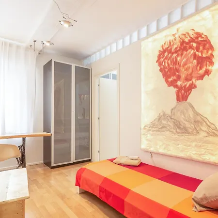 Great View Artist's Apartment *