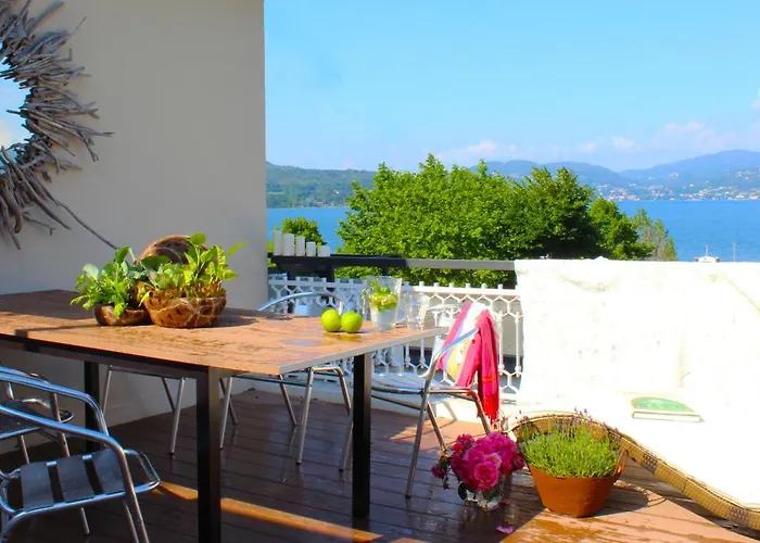 Great View Artist's 아파트 이스프라